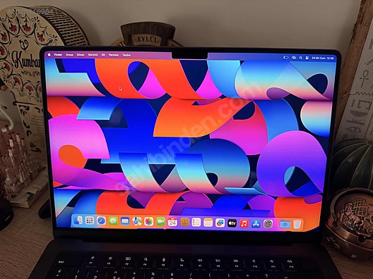 Used & Brand New Items / Computers / Laptops & Notebooks / Laptops / Apple Macbook