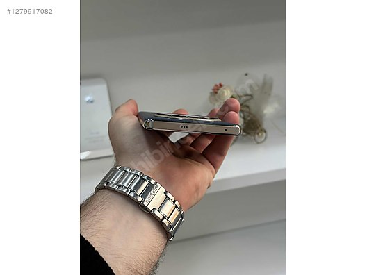 Used & Brand New Items / Cell Phones & Accessories / Cell Phones / Realme / 12 Pro