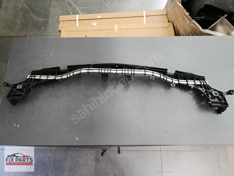 Mercedes C Ön Panel
