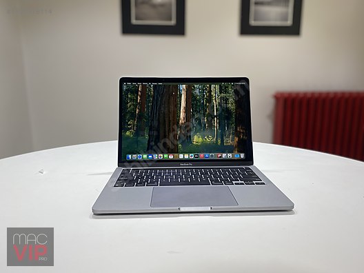 Apple Macbook / MACBOOK PRO 13 inç 2020 M1 8GB RAM 256GB SSD 10