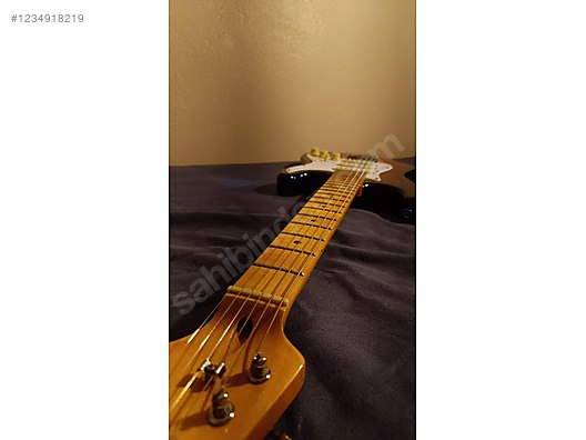 İkinci El ve Sıfır Alışveriş / Müzik / Müzik Aletleri / Telli Çalgılar / Gitar / Elektro