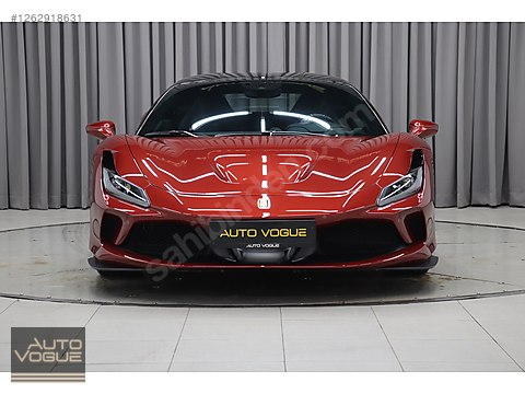 FERRARİ F8 TRİBUTO-BOYASIZ-SERAMİK FREN-YOLCU EKRANI-GERİ...