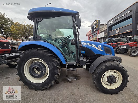 Machinery / Agricultural Machines / Tractors / New Holland / TT4.55