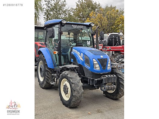 Machinery / Agricultural Machines / Tractors / New Holland / TT4.55