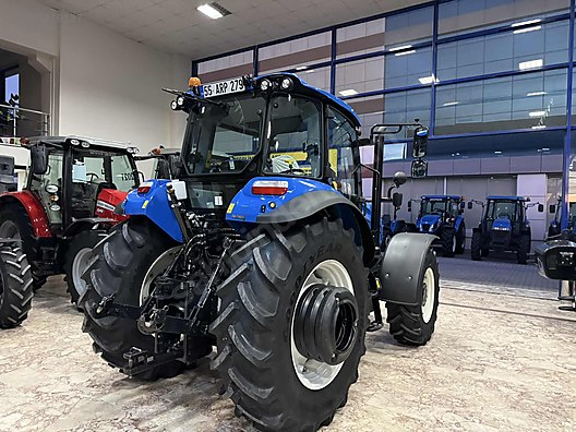 2024 Mağazadan İkinci El New Holland Satılık Traktör 2.900.000 TL'ye sahibinden.com'da