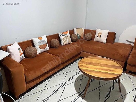 Used & Brand New Items / Home Decor / Furniture / Den & Living Room / Corner Set