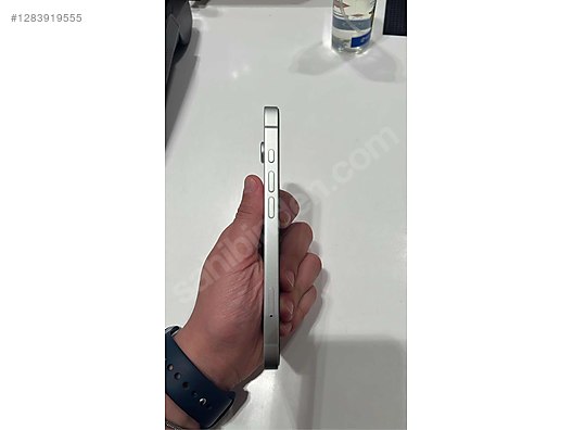 Used & Brand New Items / Cell Phones & Accessories / Cell Phones / Apple / iPhone 16e