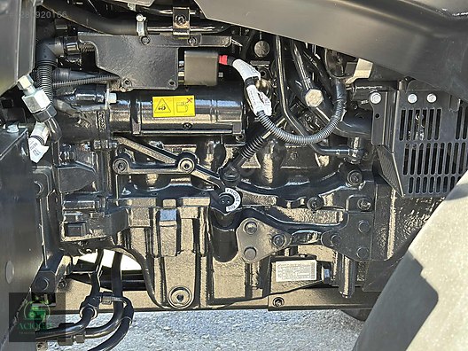 İş Makineleri & Sanayi / Tarım Makineleri / Traktör / New Holland / T5.90