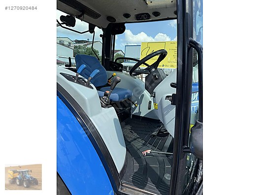 Machinery / Agricultural Machines / Tractors / New Holland / TT4.55