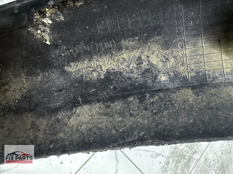 Ford Focus Tampon (Ön)