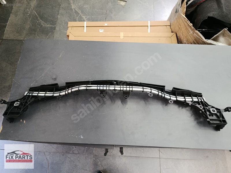 Mercedes C Ön Panel