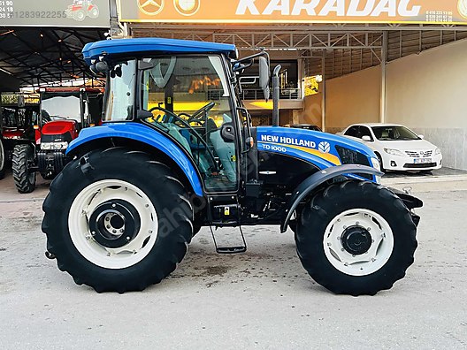 Machinery / Agricultural Machines / Tractors / New Holland / TD100D