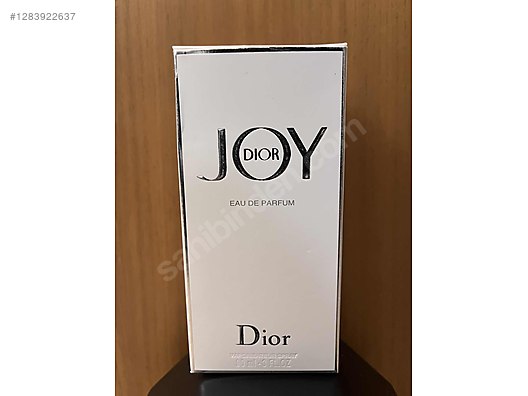 Used & Brand New Items / Beauty & Healthcare / Perfumes & Fragrances / Women