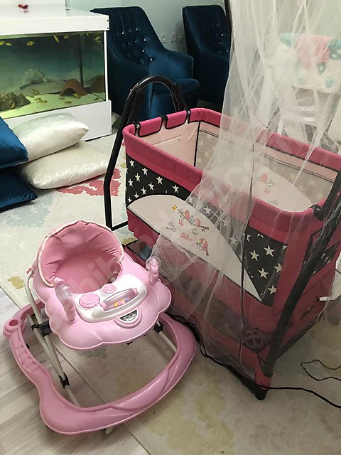 İkisde çok ucuz fiyata beşik ve yürüteç