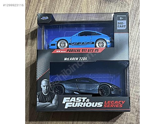 Jada Toys Diecast Model 1:32 Porsche Araba - 1299923116