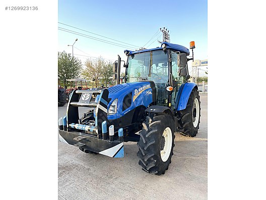 Machinery / Agricultural Machines / Tractors / New Holland / T4.70S