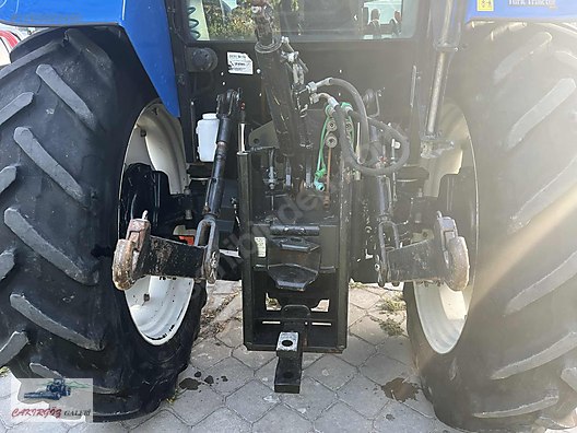 Machinery / Agricultural Machines / Tractors / New Holland / TD110D