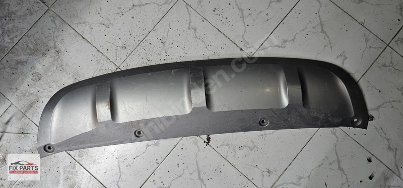Land Rover Range Rover Tampon (Arka)