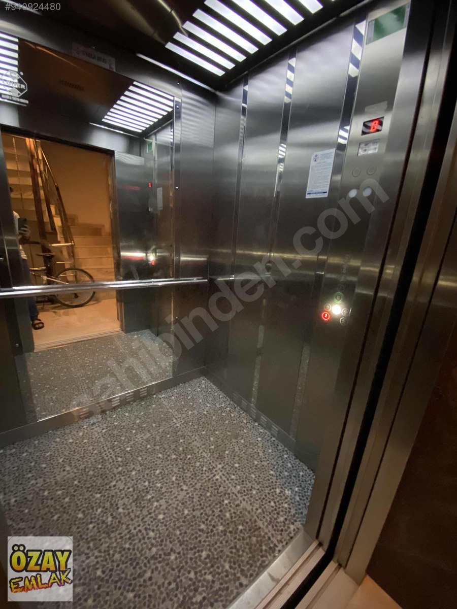 MENDERES PTT YAKININDA 3+1 DOĞALGAZLI ACİL SATILIK DAİRE Satılık