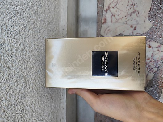 Used & Brand New Items / Beauty & Healthcare / Perfumes & Fragrances / Men