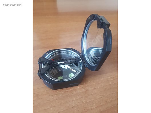 Used & Brand New Items / Cameras & Photographic Equipment / Binoculars