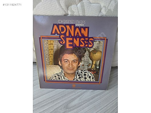 Adnan Şenses - Çok Üzgünsün Arkadaş / Orijinal Kervan Plak Dönem