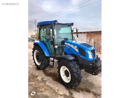Machinery / Agricultural Machines / Tractors / New Holland / T4.70S