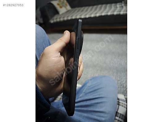 Used & Brand New Items / Cell Phones & Accessories / Cell Phones / Xiaomi / 15 Ultra