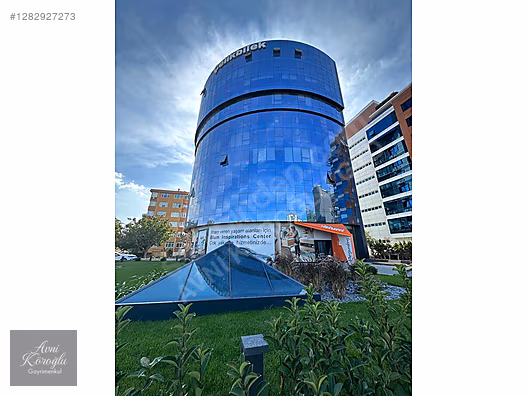 KADIKÖY KOZYATAĞI D-100 (E-5) CEPHELİ PLAZADA SATILIK BÜRO OFİS #1282927273
