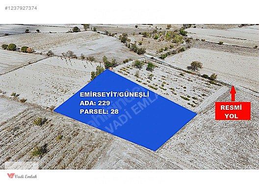 VADİ EMLAK'TAN EMİRSEYİT'TE MÜKEMMEL KONUMLU SATILIK TARLA #1237927374