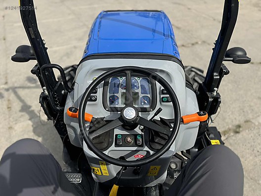 Machinery / Agricultural Machines / Tractors / New Holland / T3.60F