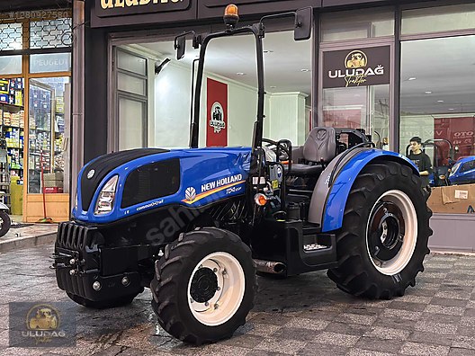 Machinery / Agricultural Machines / Tractors / New Holland / TD4.100F