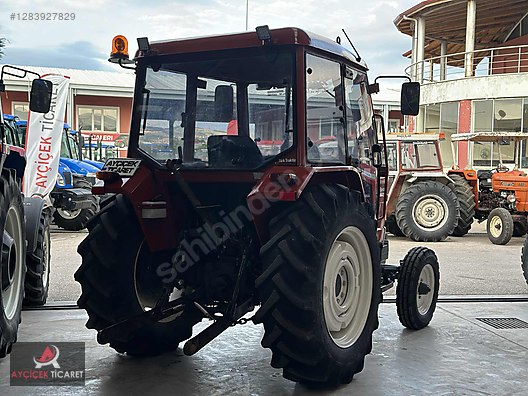 Machinery / Agricultural Machines / Tractors / New Holland / 54C