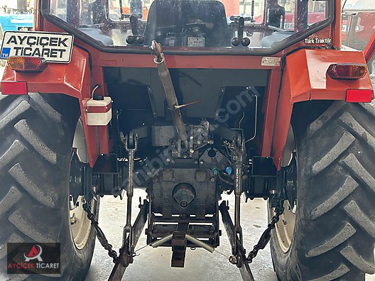 Machinery / Agricultural Machines / Tractors / New Holland / 54C