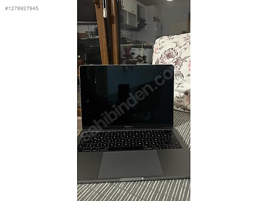 Apple Macbook / MacBook Pro 13-inch (2017, Two Thunderbolt 3 Ports Apple Macbook / MacBook Pro 13-inch (2017, Two Thunderbolt 3 Ports
