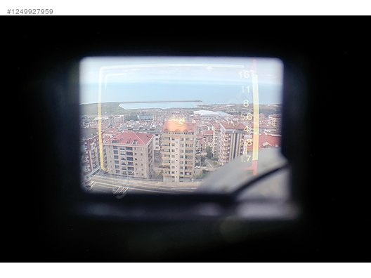 Used & Brand New Items / Cameras & Photographic Equipment / Analogue Film Cameras / 35 mm SLR / Revueflex