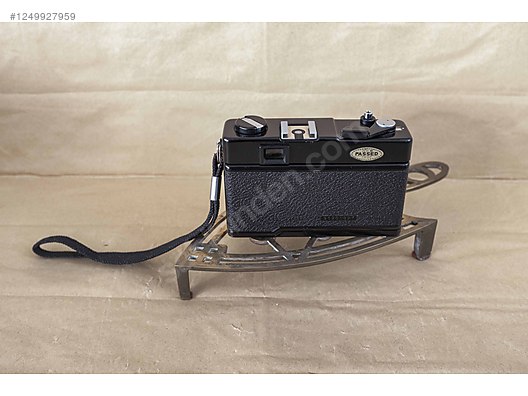 Used & Brand New Items / Cameras & Photographic Equipment / Analogue Film Cameras / 35 mm SLR / Revueflex