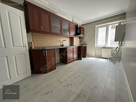 ÜMRANİYE NAMIKKEMAL MAH METRO YAKINI TERASLI SATILIK 2+2 DUBLEKS #1247928528