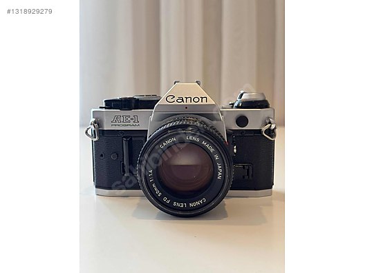 35mm Filmli SLR / Canon / CANON AE-1 PROGRAM + FD 50mm 1.4 Lens