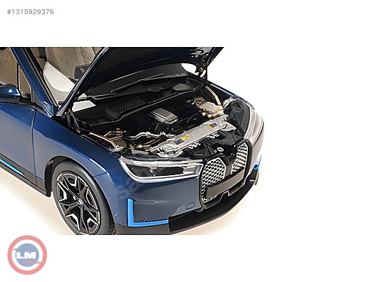 Minichamps Diecast Model 1:18 BMW Araba - 1315929376