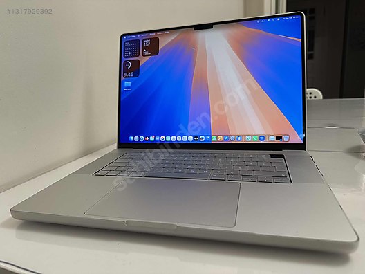 Apple Macbook / M3Max 16' macbook pro 1TB Mrw73tu/a ve set on