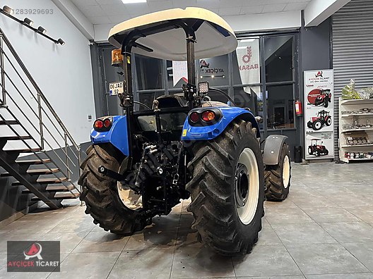 Machinery / Agricultural Machines / Tractors / New Holland / TT4.65