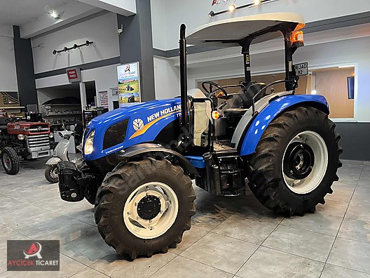 Machinery / Agricultural Machines / Tractors / New Holland / TT4.65