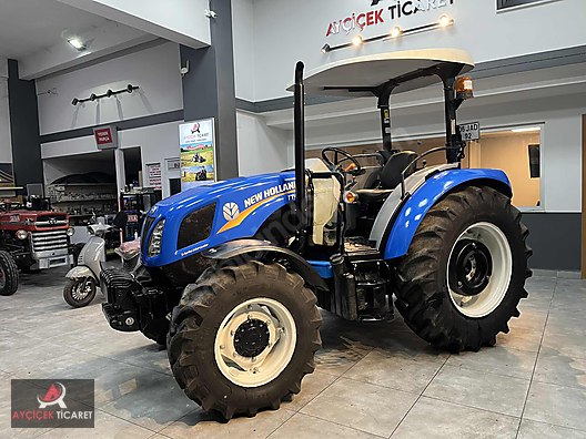 Machinery / Agricultural Machines / Tractors / New Holland / TT4.65
