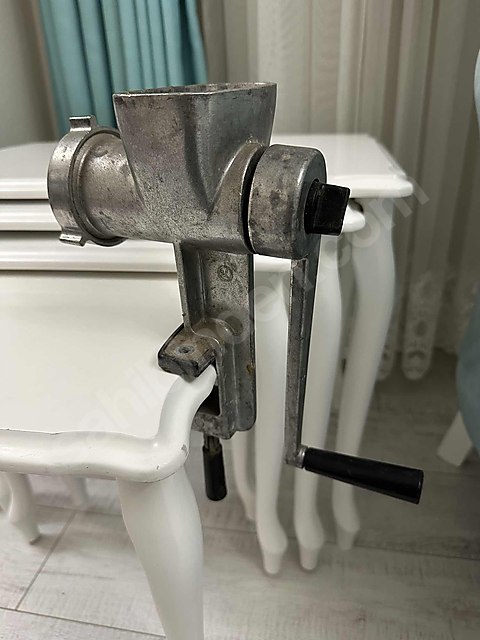 Antika Kıyma Makinesi