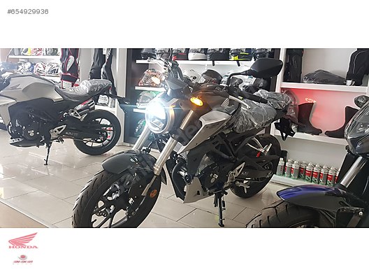 Honda CB 125 R 2018 Model Naked / Roadster Motor 