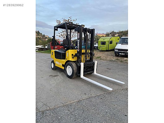 Machinery / Industrial / Carrying & Stacking Equipment / Forklifts / For Sale / Hercu