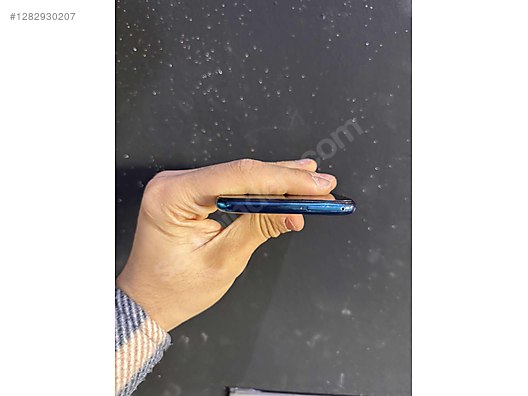 Used & Brand New Items / Cell Phones & Accessories / Cell Phones / Huawei / P Smart (2019)