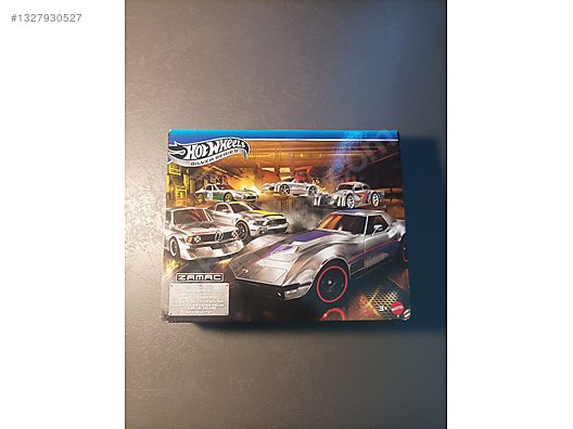 Hot Wheels Diecast Model 1:64 Porsche Araba - 1327930527