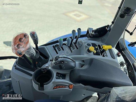 Machinery / Agricultural Machines / Tractors / New Holland / TR6.160S